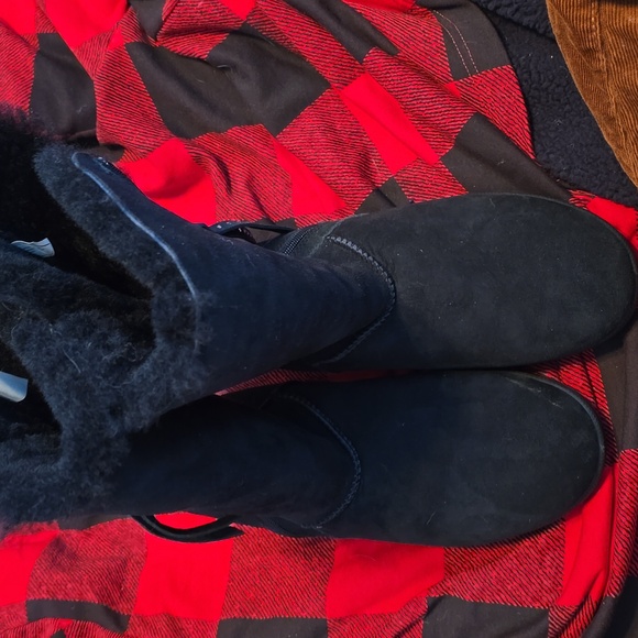 Nwob abeo sheepskin boot with embellished zipper - Picture 3 of 5